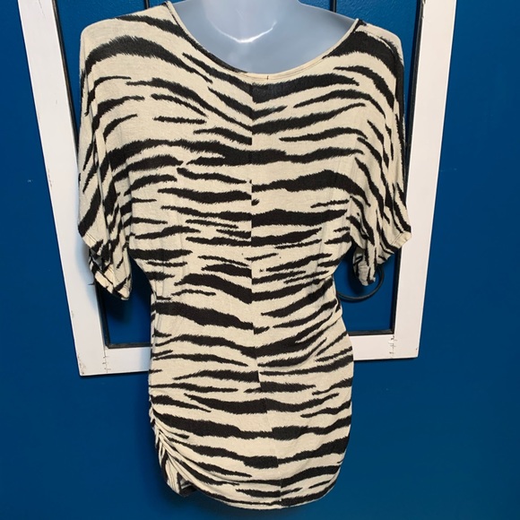 Toska Zebra print three quarter length shirt - Picture 3 of 4